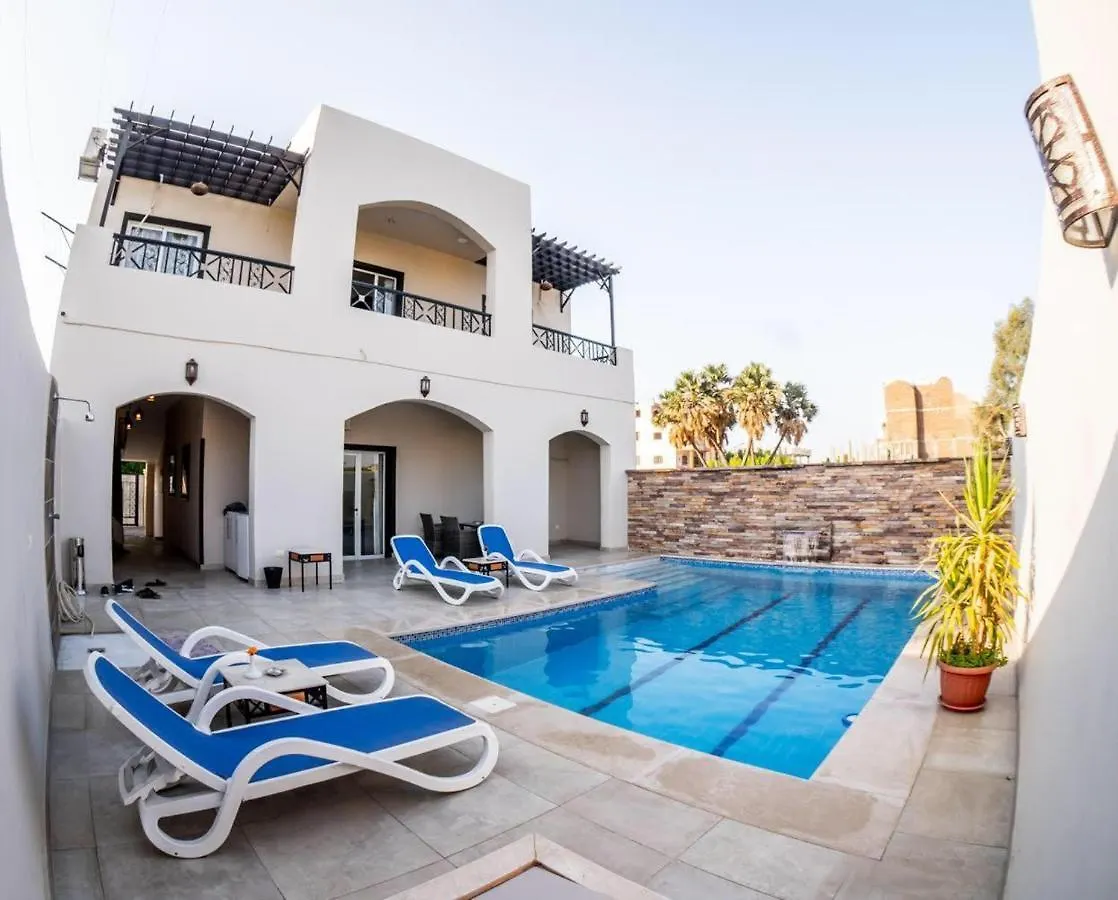 Lägenhet Royal Home Villa Luxor Egypten